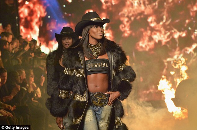 naomi campbel Milan Fashion week